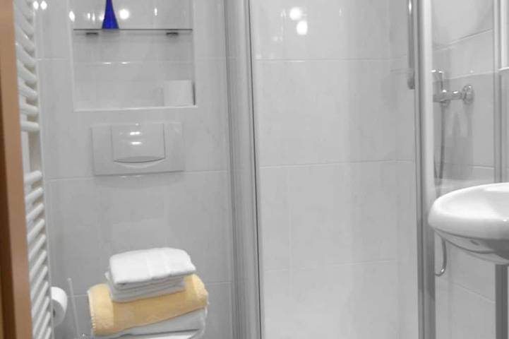 Ferienwohnung für 2 Personen, mit Garten und Balkon in Brauneberg - 4