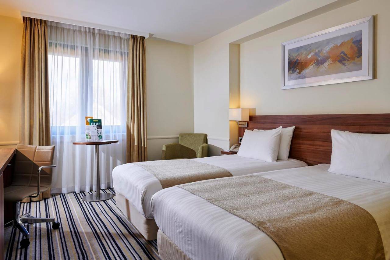 Hotel for 2 people with hot tub in Taunton, Somerset