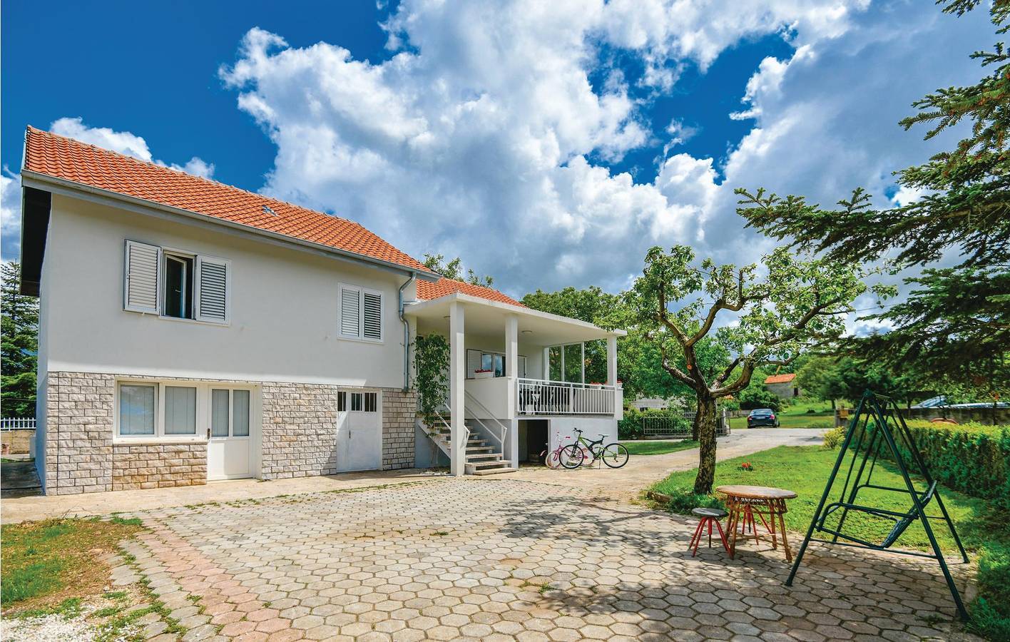 Gemütliche 2-Zimmer-Wohnung mit Pool in der Nähe des Flusses Ričina in Imotski, Makarska Riviera
