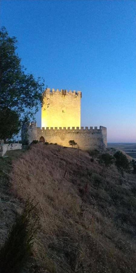 Casa de vacaciones para 9 personas, con piscina para niños y jardín además de vistas y piscina, Familias con niños en Provincia de Valladolid - 2
