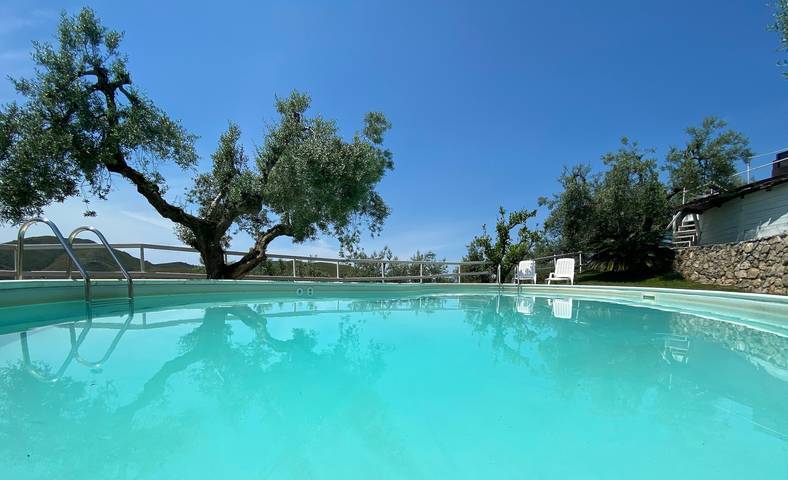 Bungalow für 2 Personen, mit Balkon und Sauna sowie Garten und Whirlpool in Latium - 4