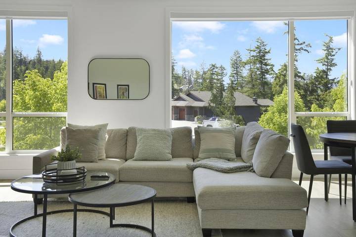 Station pour 2 personnes, avec jacuzzi ainsi que balcon et piscine à Vernon - 3