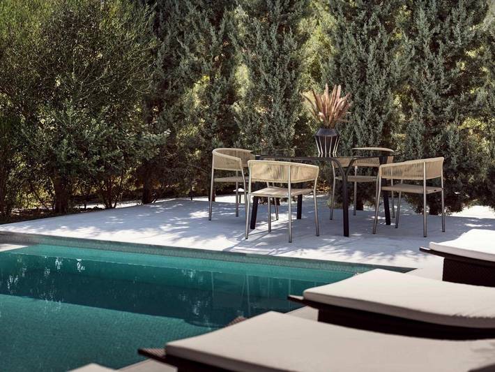 Villa for 4 people, with pool and balcony as well as hot tub and garden in Planos