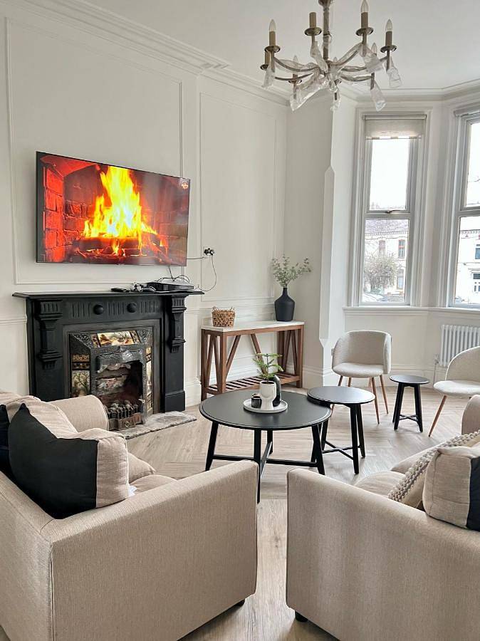 Fayhomes West Midlands Luxury Late 1800 Property in Walsall, Birmingham Area