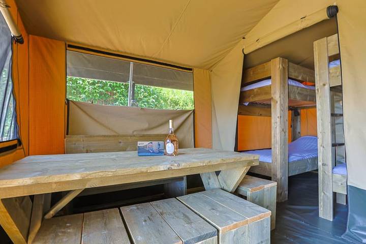 Rcn les Collines de Castellane — Tente glamping Tournesol in La Garde (Alpes-de-Haute-Provence), Région Castellane