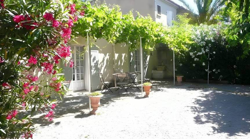 Gîte "les lauriers roses" in het park van de Alpilles in Mouriès, Arles en omgeving