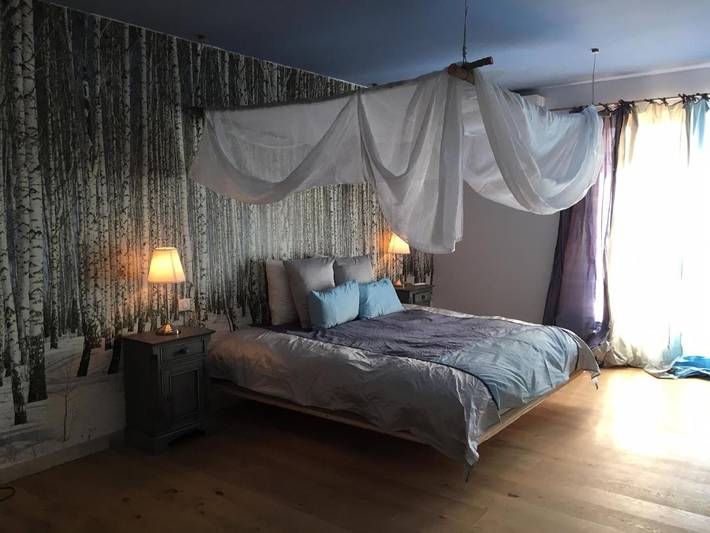 Location de vacances pour 8 personnes, avec vue ainsi que jardin et piscine à Saint-Hilaire-de-Brethmas