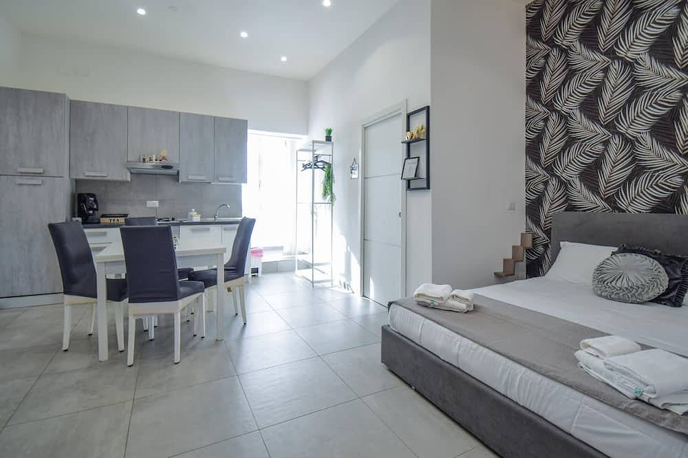 Entire apartment, Beautiful apartment in Napoli with Wifi in Naples, Naples Province