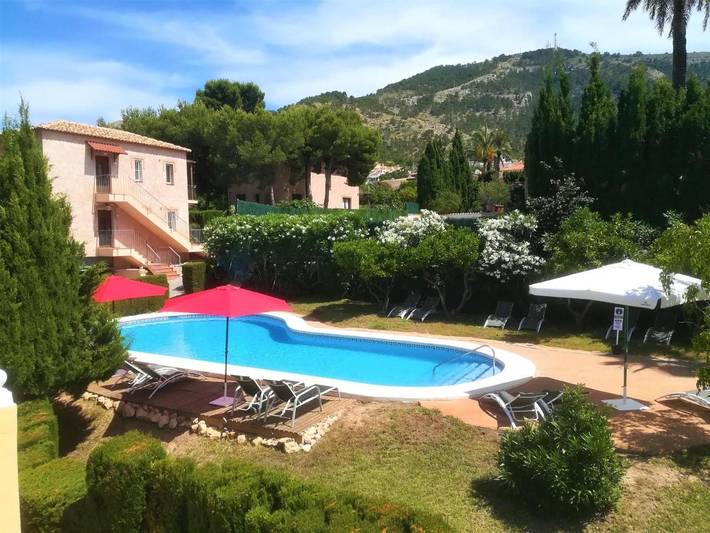 Appartement de vacances pour 3 personnes, avec vue ainsi que piscine et jardin