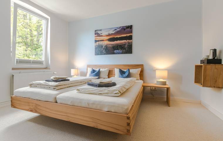 Double room, bathtub, 1 bed room in Uelzen, Distrito de Uelzen