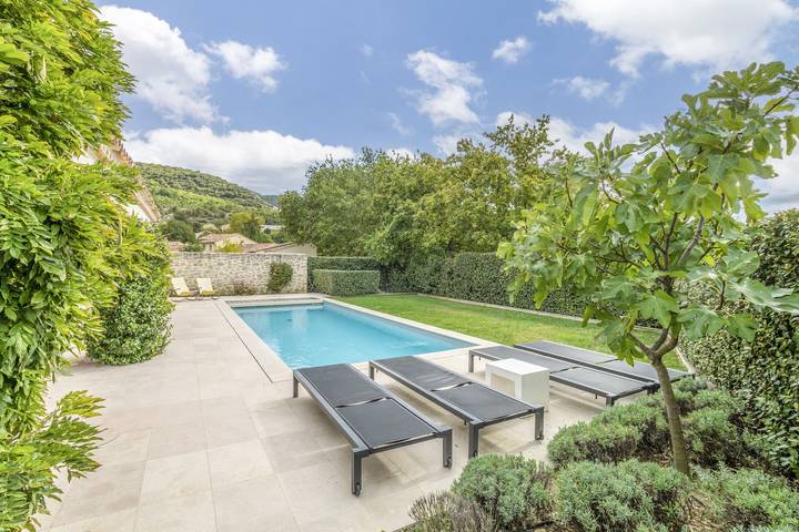 Location de vacances pour 8 personnes, avec terrasse et jardin à Malaucène - 2