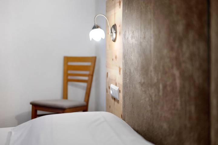 Ganze Wohnung, Ferienwohnung 'Antersi Claudia' mit Bergblick, privater Terrasse und Wlan in San Vigilio di Marebbe, Enneberg