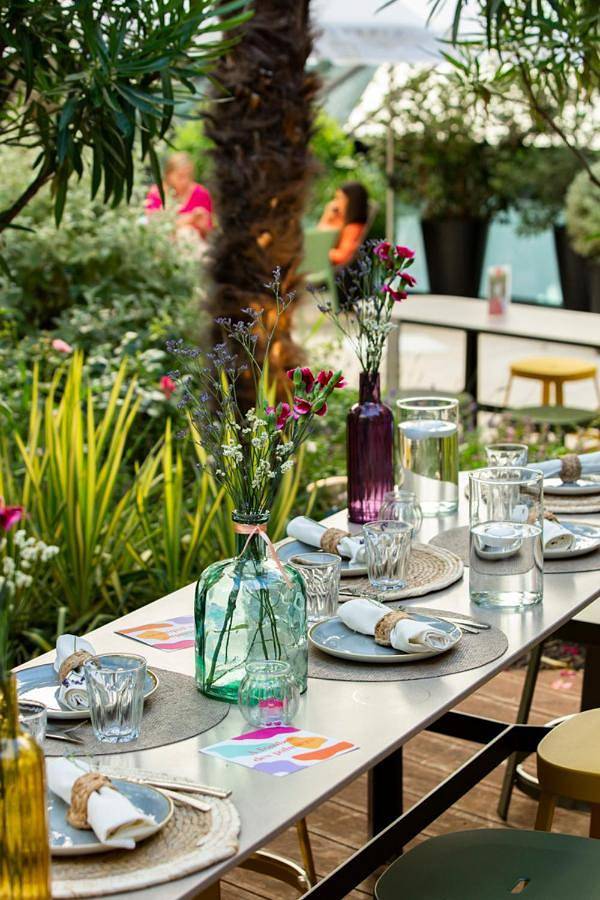 Hôtel pour 2 personnes, avec jardin et piscine, animaux acceptés à Issy-les-Moulineaux - 3