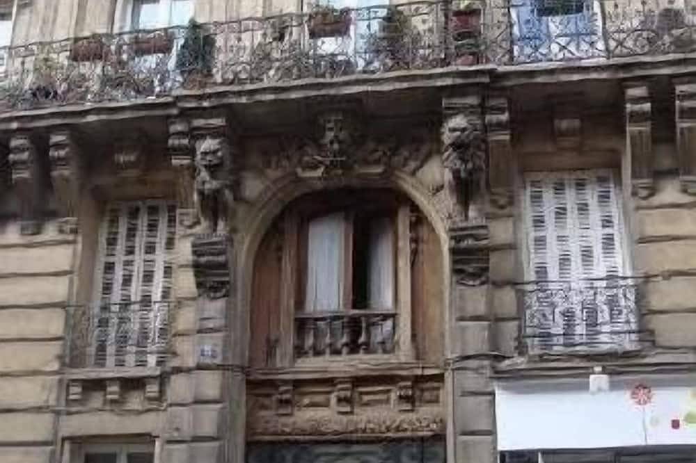 Appartement entier, Location studio design paris vincennes - centre historique - Parc Flor in Vincennes, Val-de-Marne