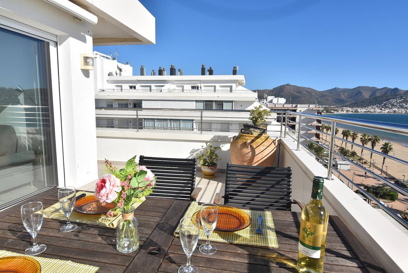 Appartamento intero, Appartamento vacanze per 6 persone con vista oceano in Santa Margarida, Roses