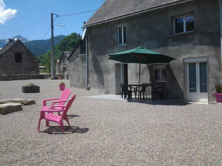 Gîte pour 6 personnes, avec terrasse, animaux acceptés