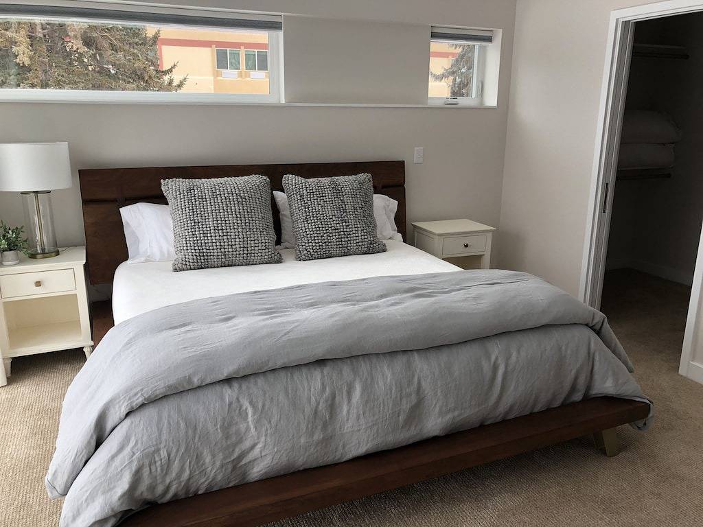 Dreistöckiges, gehobenes Stadthaus mit 3 Schlafzimmern und 3 Bädern! in Missoula, Lolo Nationalwald