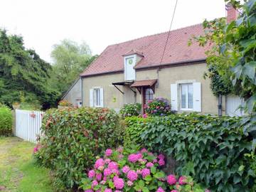 Gîte pour 4 personnes, avec jardin, animaux acceptés à Maillet