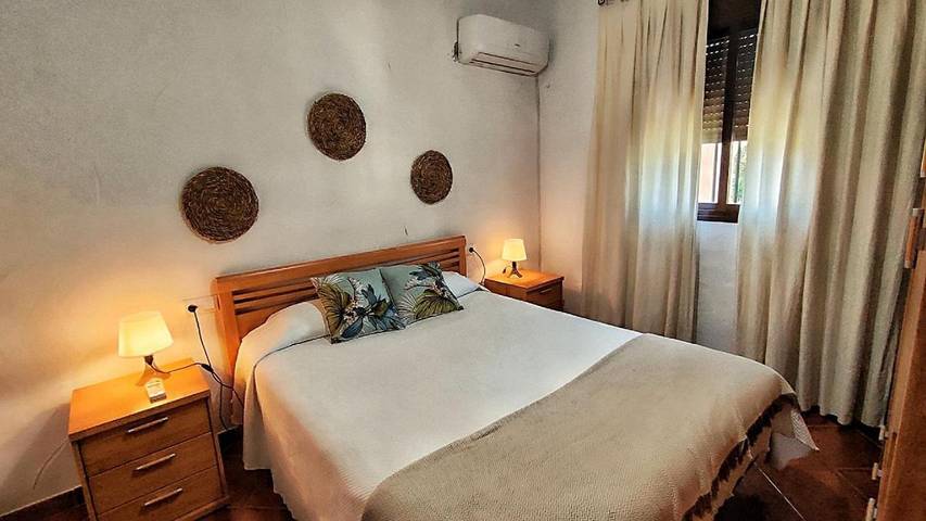 Casa rural para 5 personas, con piscina además de vistas y jardín, Se admiten mascotas en Algodonales - 3