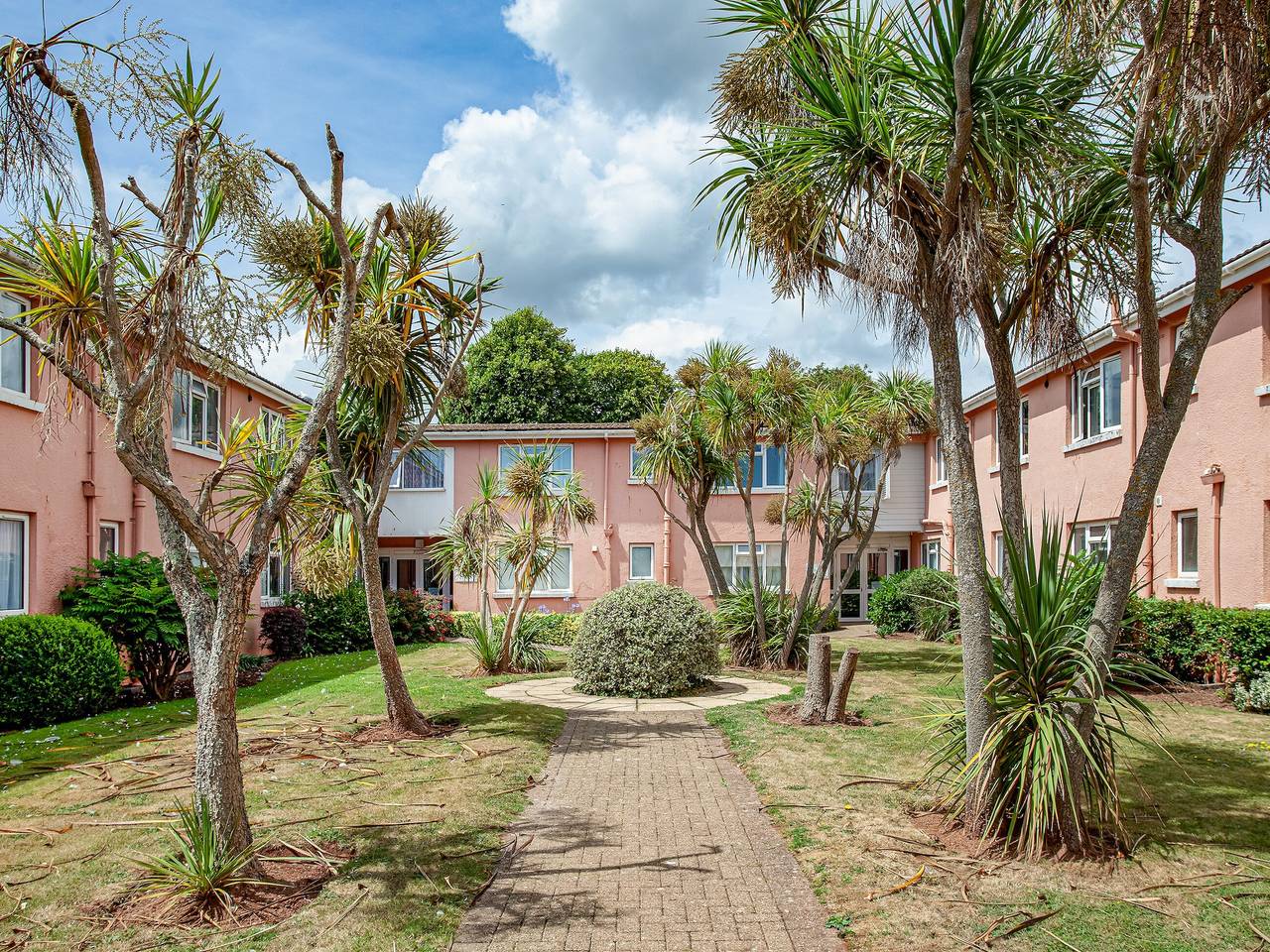 Cottage for 4 People in Paignton, Torbay