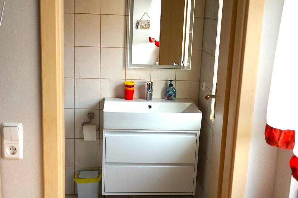 Apartamento entero, Moderno apartamento (30 m²) con entrada independiente y cerca de la playa in Drei Kaiserbäder, Heringsdorf