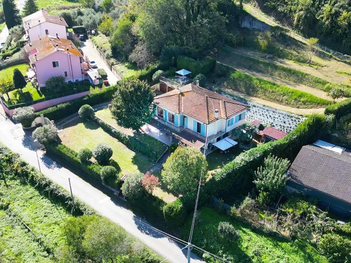 Casa vacanza per 6 persone, con panorama e giardino - 1