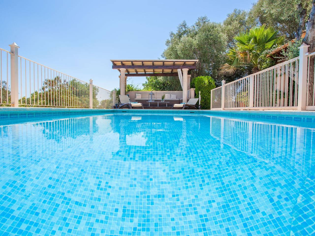 Ontspannen villavakantie op Mallorca in Petra, Mallorca Binnenland