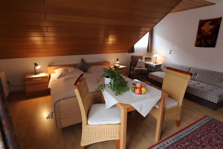 Studio für 3 Personen, mit Garten