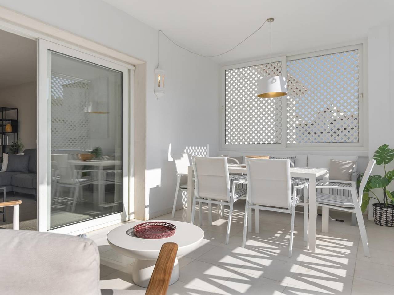 Entire holiday apartment, Apartment in Las Gaviotas for 6 people | 2-409 in Medina Gardens, Marbella