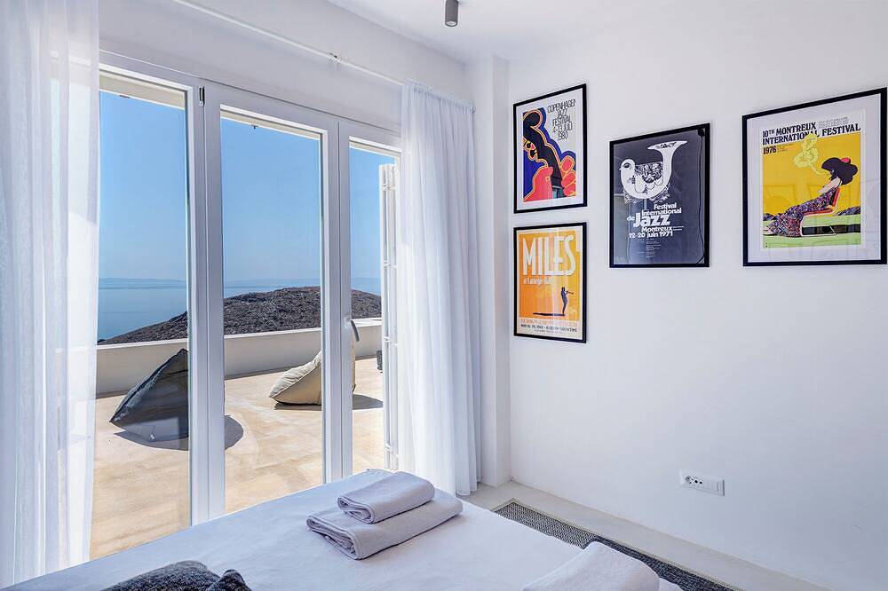 Villa Lilak - Luxury in Syros with stunning Aegean Sea view and private pool in Syros
