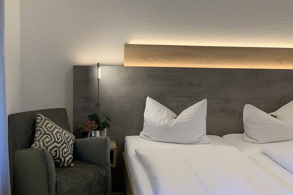 Ganze Wohnung, Doppelzimmer ohne Balkon in Schwäbisch Gmünd, Ostalbkreis