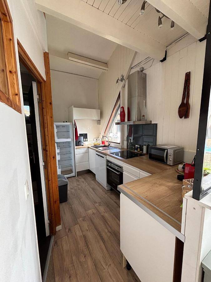 Location de vacances pour 4 personnes, avec terrasse et vue ainsi que jardin et piscine à Saint-Didier-au-Mont-d'Or - 4