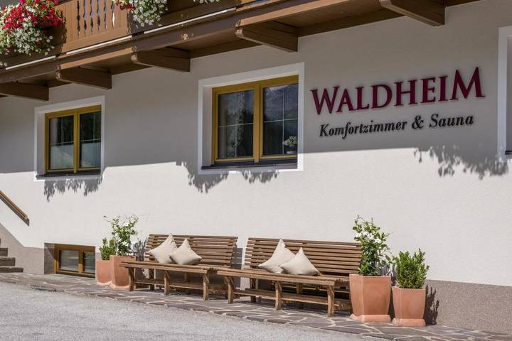 Chambre d’hôte pour 3 personnes, avec vue ainsi que jardin et sauna à Hintertux - 2