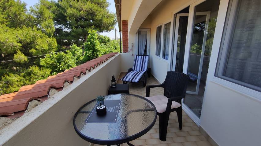 Ferienwohnung für 3 Personen, mit Balkon/Terrasse auf Murter