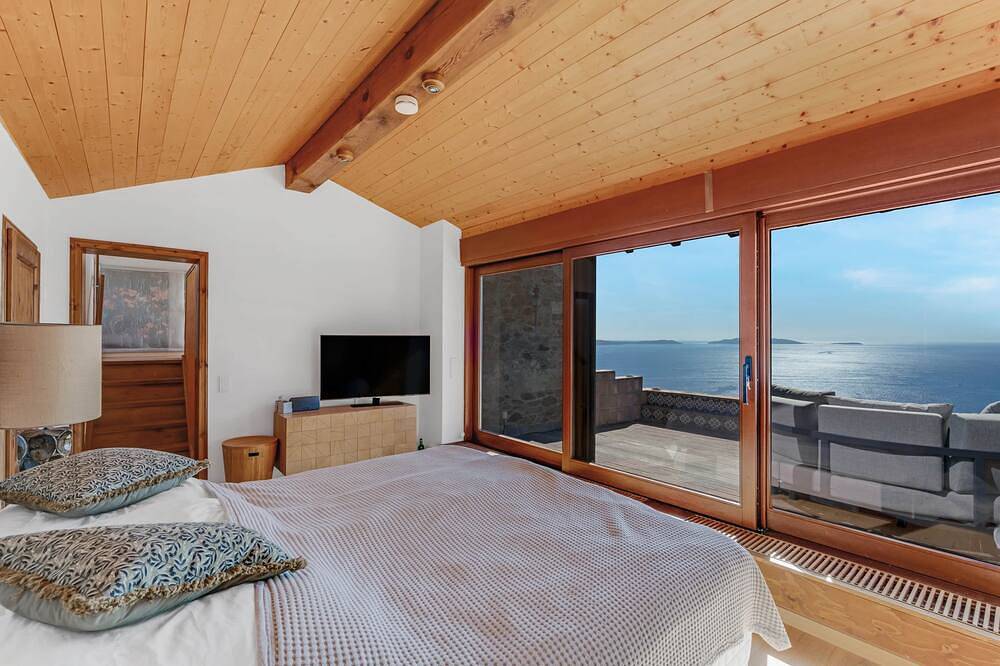 Villa d’architecte d’exception sur les hauteurs de Le Rayol in Rayol-Canadel-sur-Mer, Côte méditerranéenne (France)