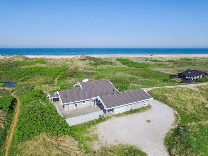 Ferienhaus für 10 Personen, mit Sauna und Terrasse sowie Pool und Whirlpool, mit Haustier in Grønhøj