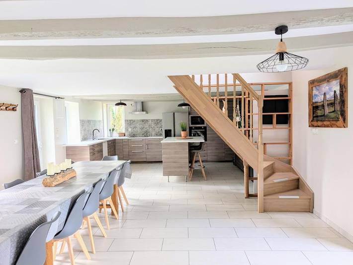 Location de vacances pour 12 personnes, avec terrasse et vue ainsi que piscine et jardin à Guémené-Penfao - 3