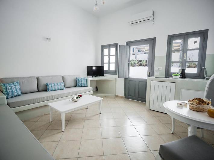 Villa pour 4 personnes, avec terrasse et jardin dans Firostefani - 2