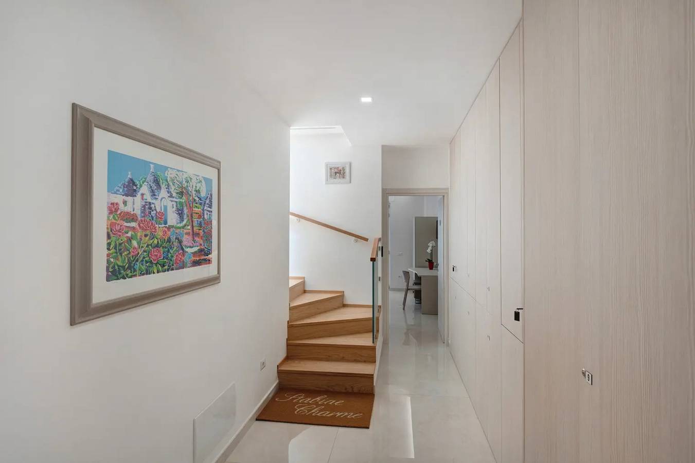 Bed and Breakfast 'Stabiae Charm - Encanto' con balcone, Wi-Fi e aria condizionata in Castellammare di Stabia, Sorrento Coast