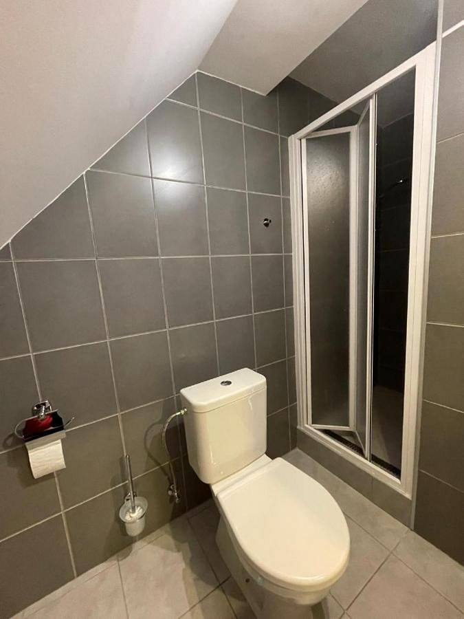 Gîte pour 2 personnes, avec terrasse ainsi que vue et jardin, animaux acceptés à Rozvadov - 4