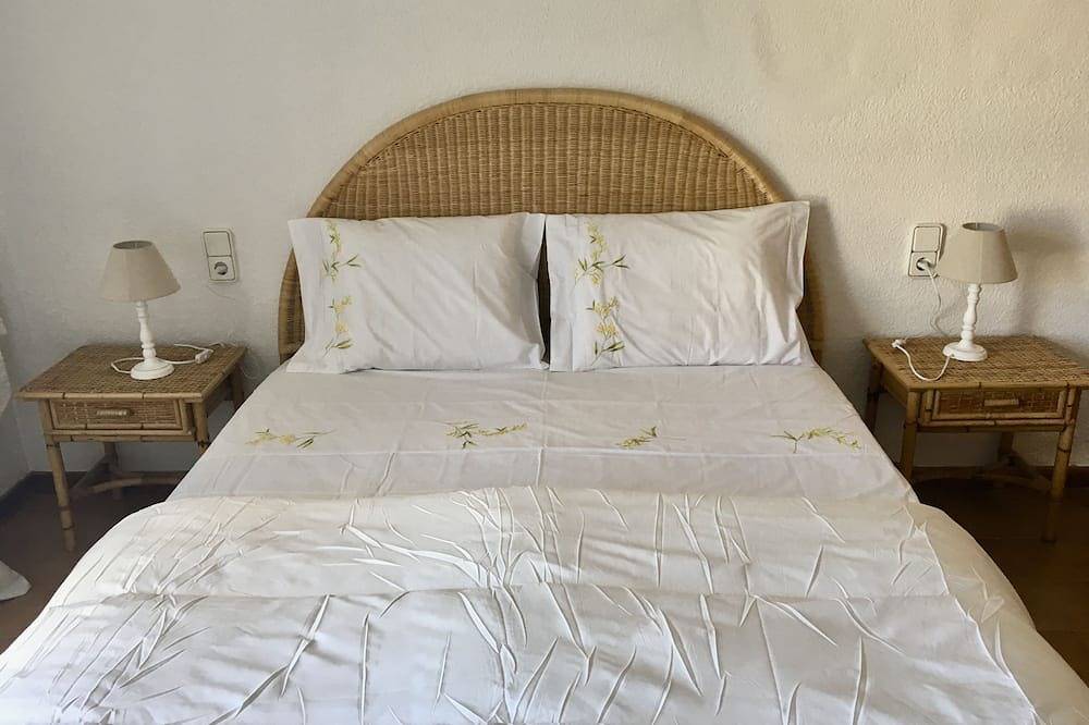 Geheel appartement, Spacious duplex, beautiful view of the golf course and sea. 120 m2. 5 mn from the beach in Altea La Vella, Altea