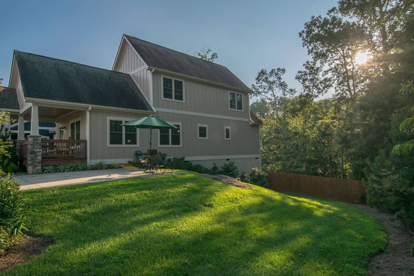 3Br Retreat Ensuite Baths Fire Pit in Blue Ridge Parkway, Buncombe County