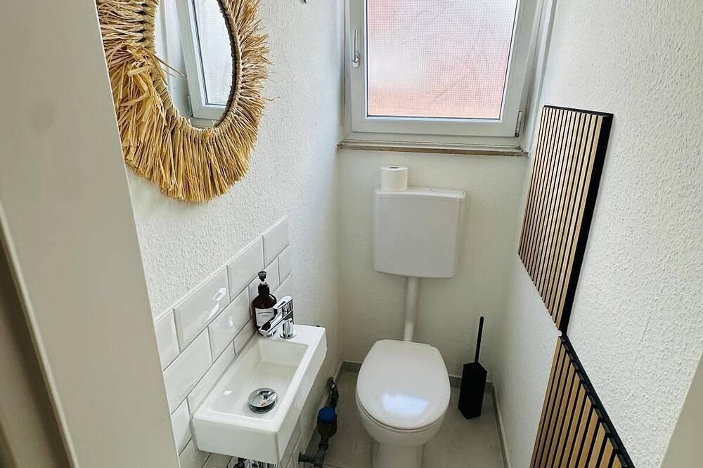 Ganze Wohnung, Stylisches Appartement mit Sonnenterrasse in Heilbronn, Kurpfalz