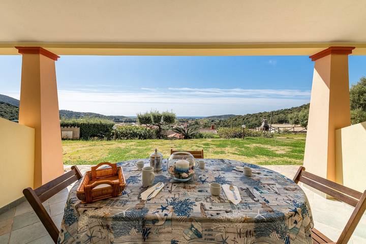Location de vacances pour 6 personnes, avec balcon et jardin dans Domus De Maria - 4