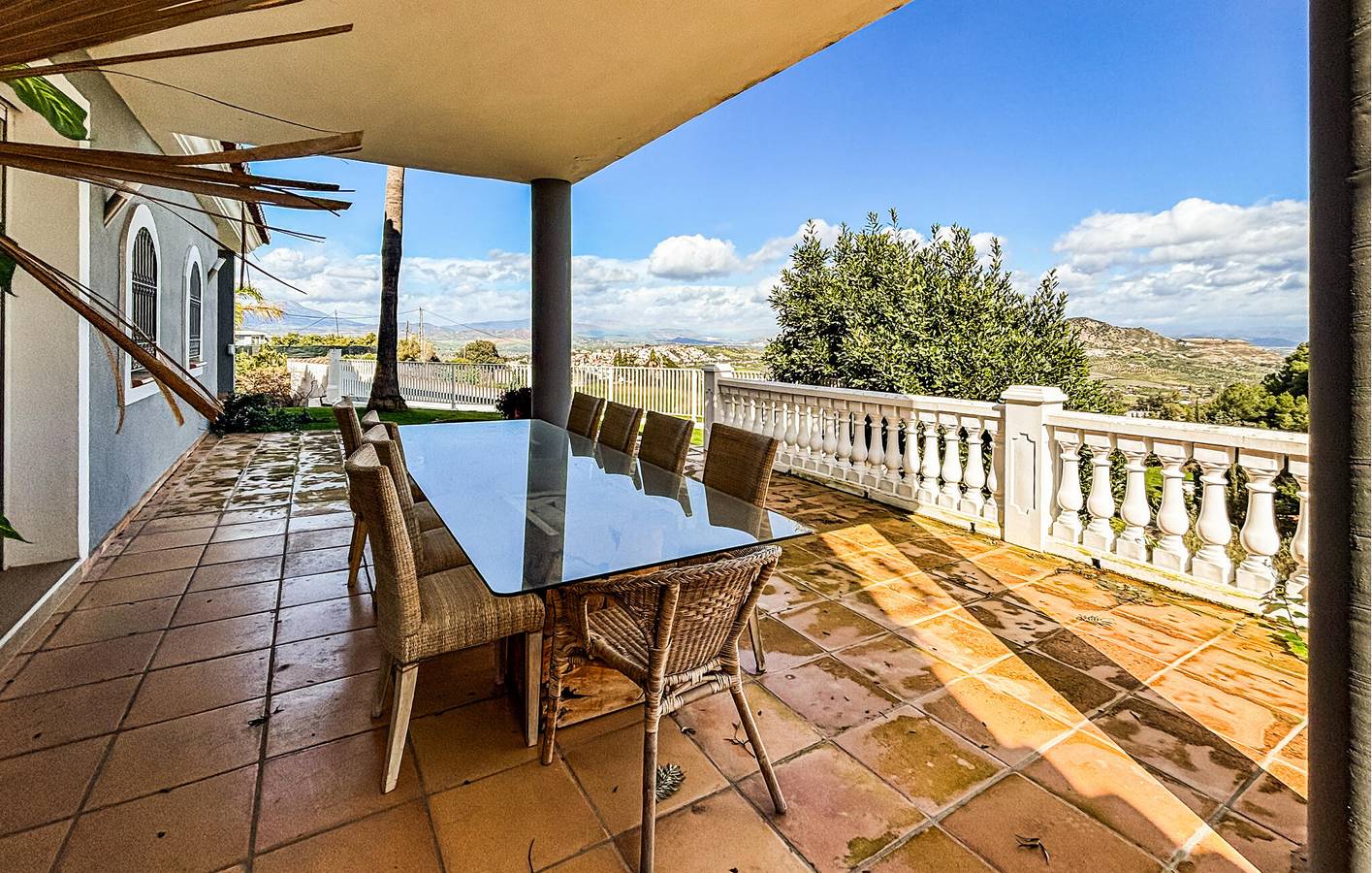 Encantador apartamento de 1 dormitorio con piscina y terraza cerca del centro de Coín in Coín, Provincia de Málaga