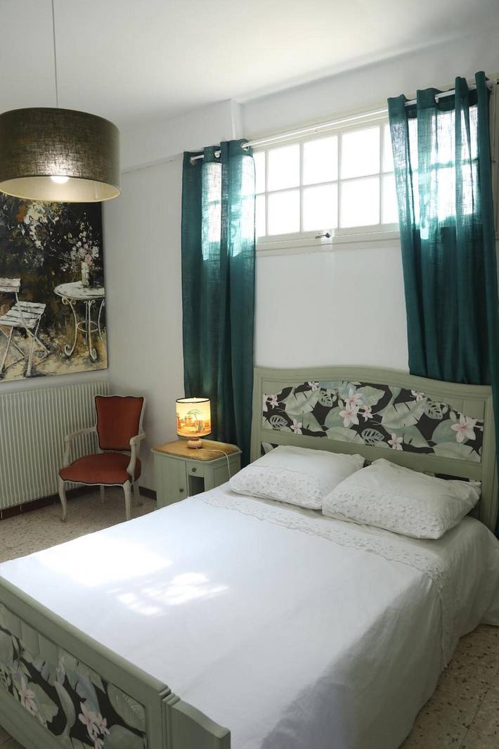 Entire apartment, Villa 'Loudéro' with Private Terrace and Wi-Fi in Bédarieux, Béziers region