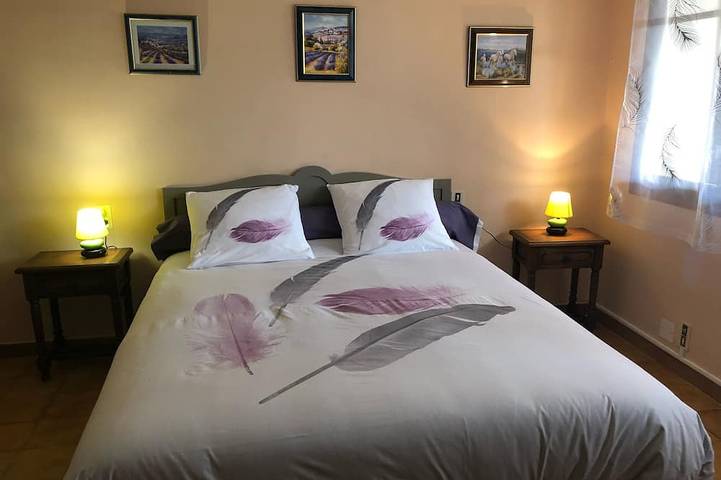 Location de vacances pour 4 personnes, avec jardin et terrasse, animaux acceptés à Lourmarin - 2