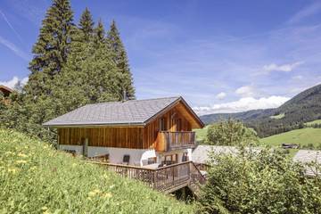 Ferienhaus für 10 Personen, mit Balkon und Garten sowie Sauna in Annaberg-Lungötz