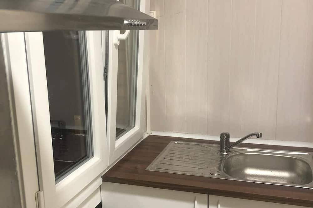 Chambre privée à 2 min du Rer D – Paris en 35 min – proche Orly in Ris-Orangis, Essonne