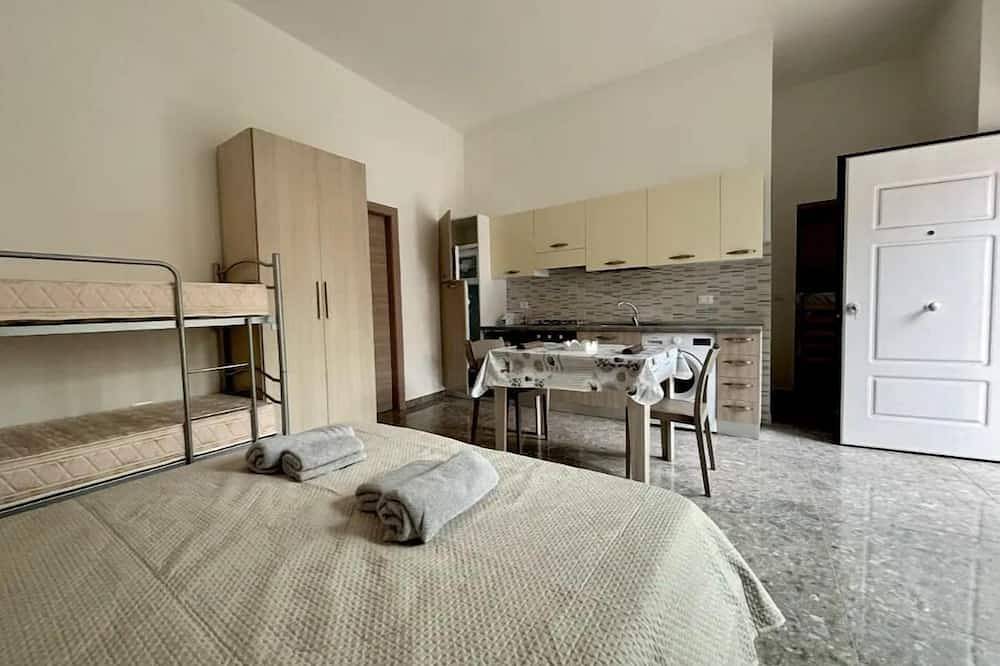 Appartamento intero, Damassimo loft 2 appartamento 4 posti  con cucina, a 150m dalla spiaggia in Corigliano Calabro, Golfo di Taranto